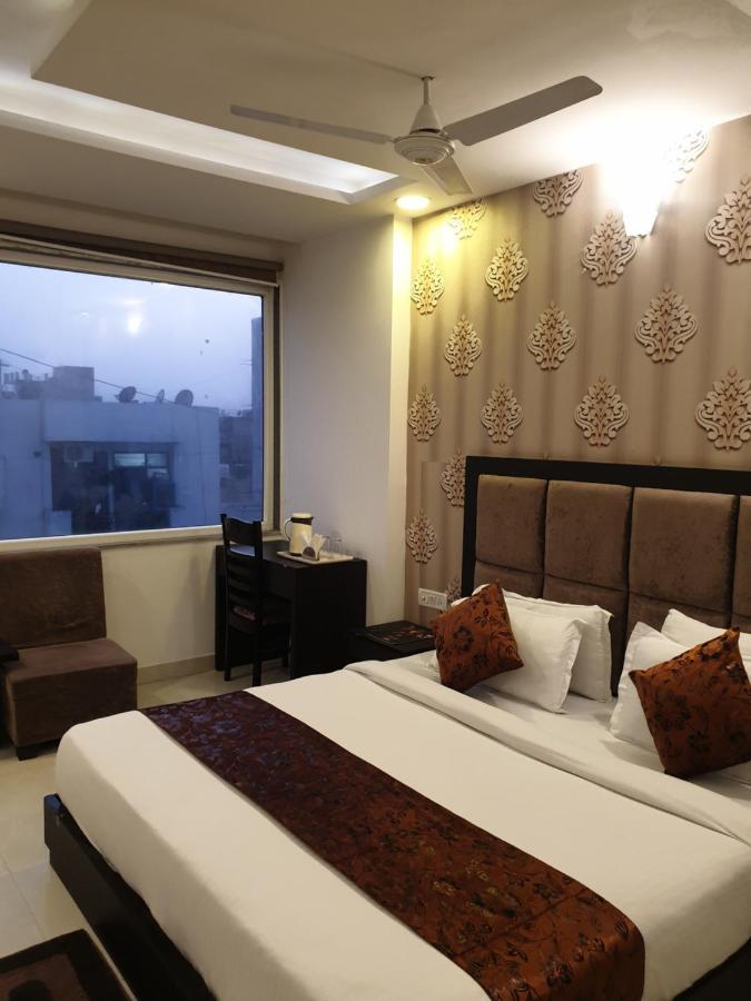 Hotel Aashiyana Inn New Delhi Extérieur photo